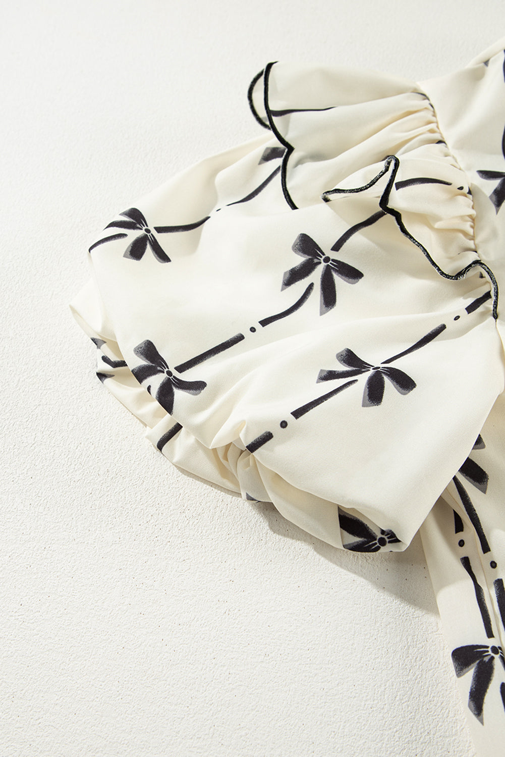 Maisie Bow Bubble Sleeve Blouse - Threaded Pear