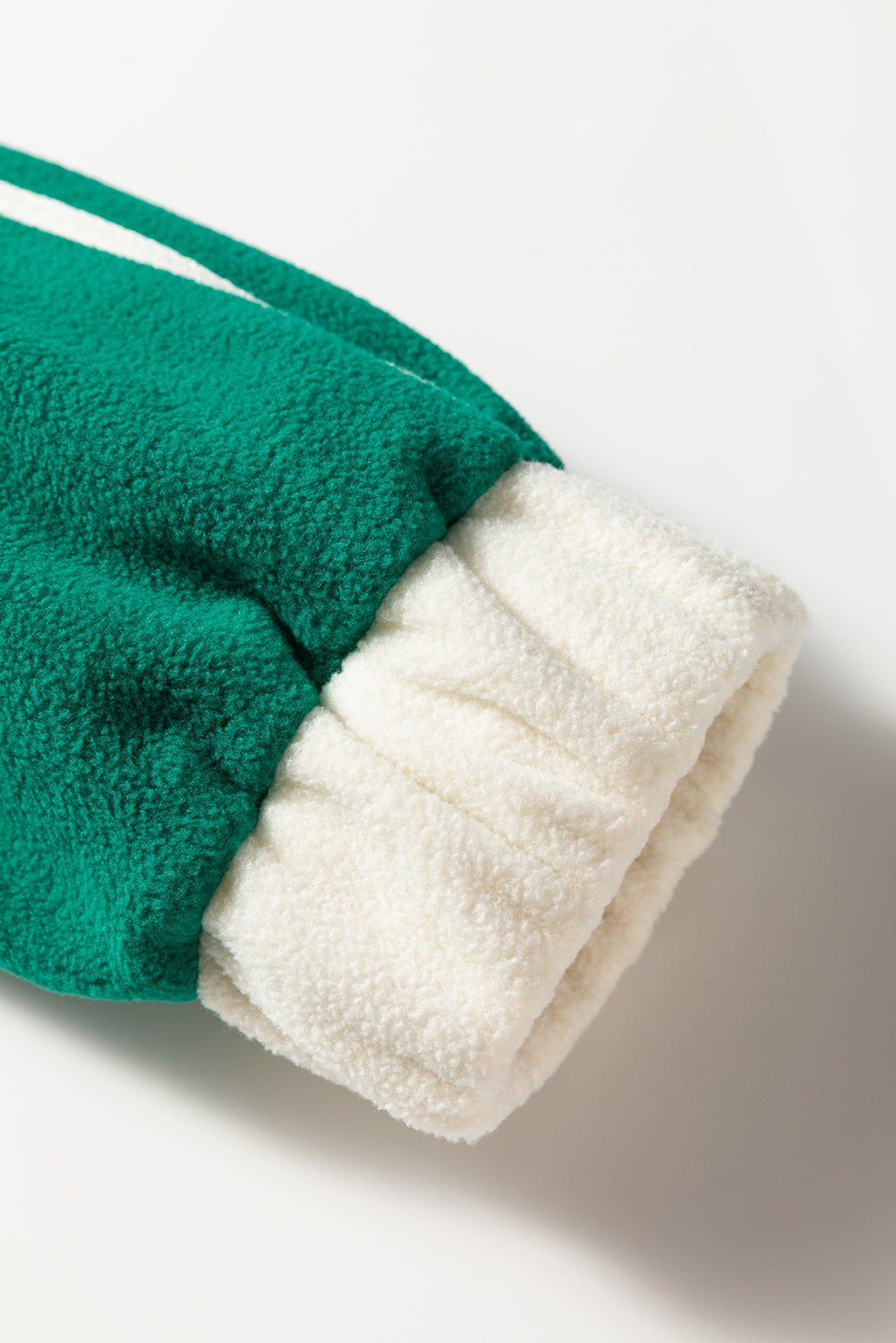 Ava Contrast Trim Fleece Plus Sweatshirt - Threaded Pear