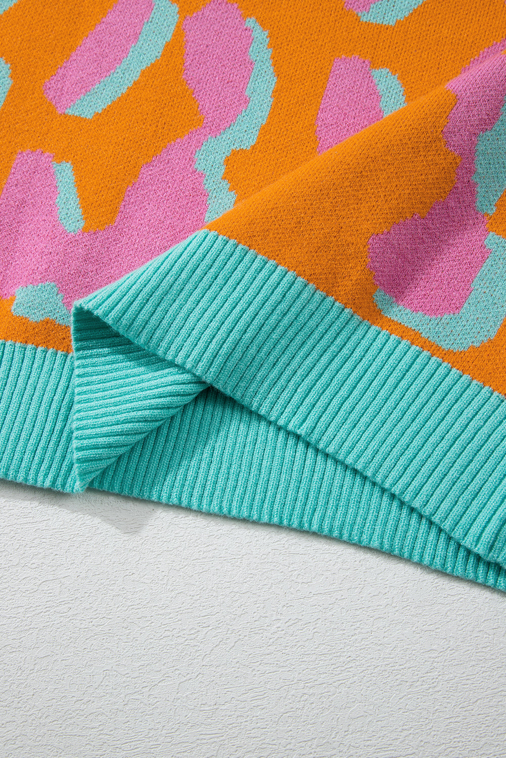 Sophia Colorblock Ribbed Edge Sweater - Threaded Pear