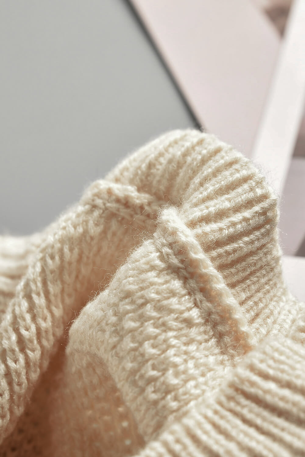 Elizabeth Netted Texture Pullover Sweater - Threaded Pear