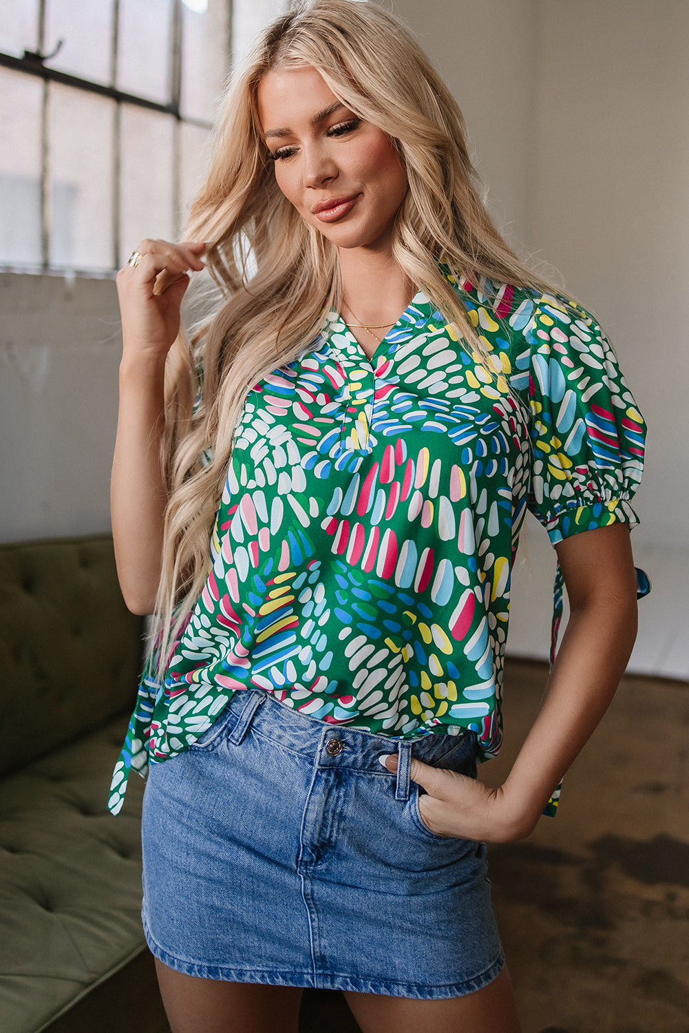 Ellianna Geometric Puff Sleeve Blouse - Threaded Pear
