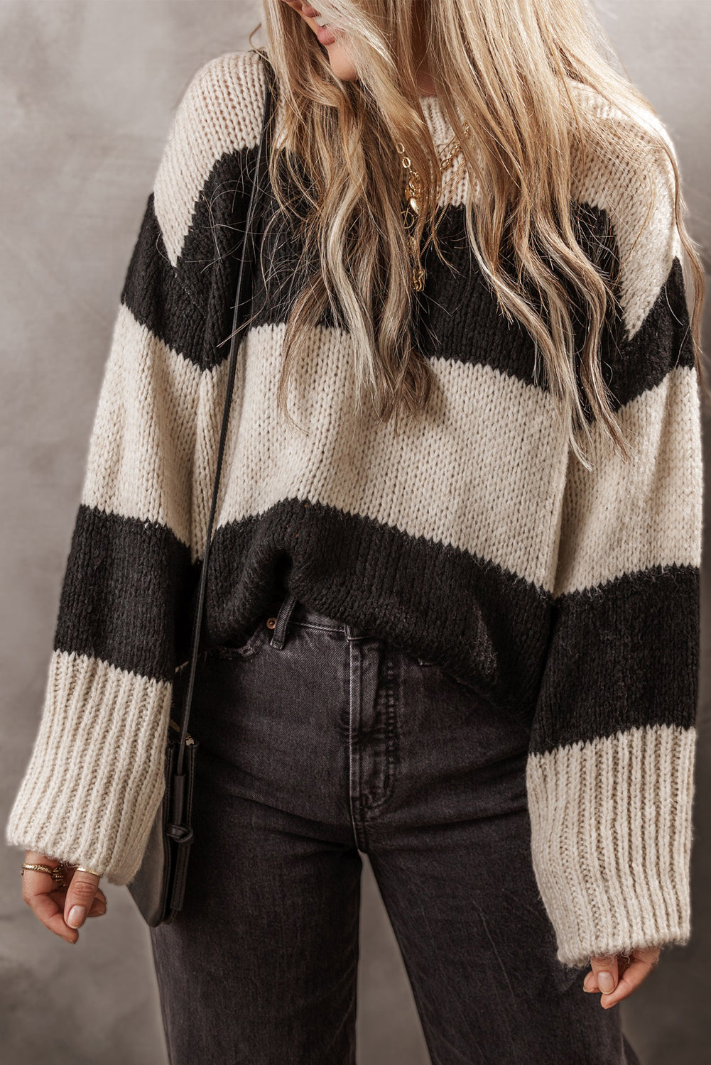 Amelia Colorblock Loose Pullover Sweater - Threaded Pear