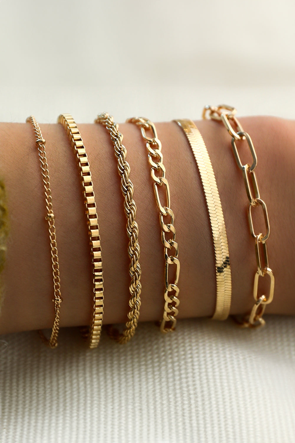 Gold Multi Layered Adjustable Chain Bracelet Set - Threaded Pear