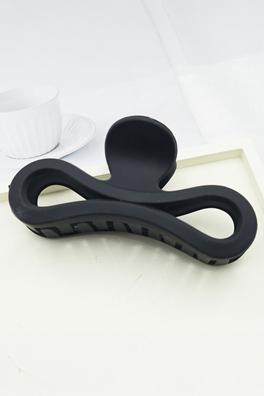 Black Wave Shape Matte Hair Claw Clip - Threaded Pear