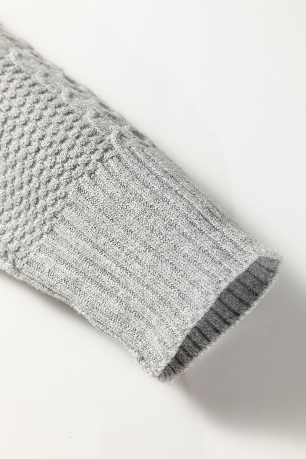 Sofia Ribbed Trim Loose Sweater - Threaded Pear