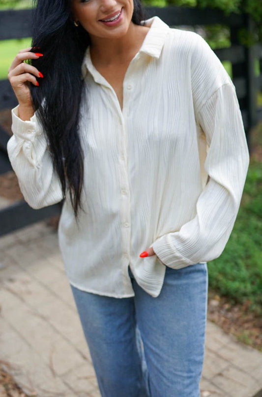 Kai Textured Buttoned Turn Down Collar - Threaded Pear